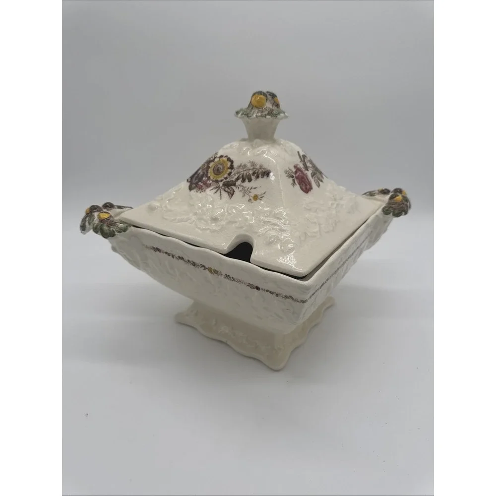 Vintage Mason's  FRIARSWOOD  Ironstone SQUARE SOUP TUREEN Large